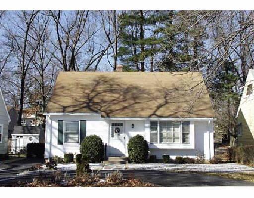 370 Dwight Rd, Springfield, MA 01108 photo 1