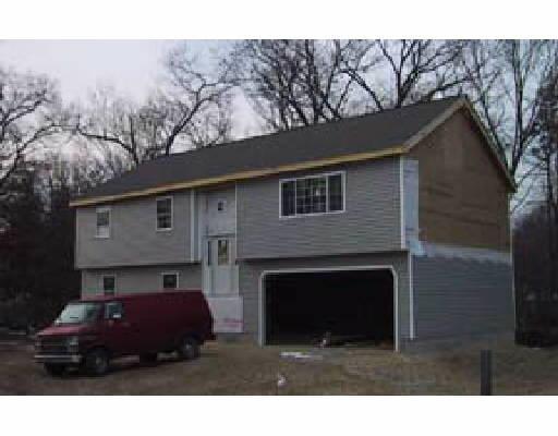60 Powers St, Chicopee, MA 01020 photo 1
