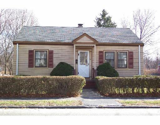 21 Jasper St, Saugus, MA 01906 photo 1