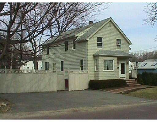 17 King, Reading, MA 01867 photo 1