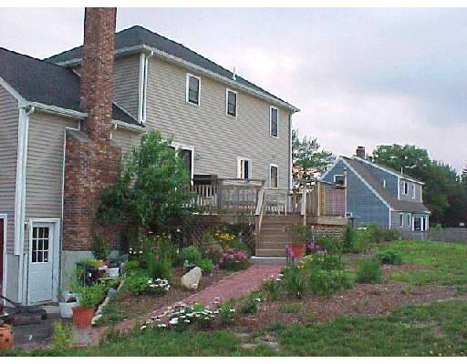 37 Mcguire Rd, Sutton, MA 01590 photo 2