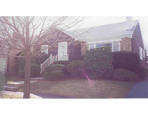63 Glendale Rd, Marblehead, MA 01945 photo 1