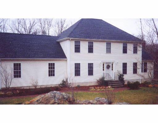 22 Crestview Dr, Mendon, MA 01756 photo 1