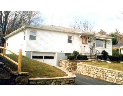 11 Korch, Dudley, MA 01571 photo 1