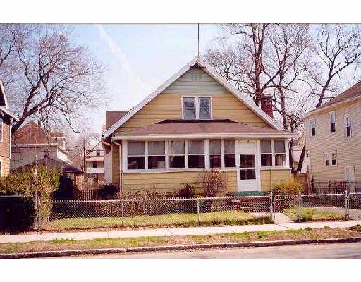 65 Mooreland St, Springfield, MA 01104 photo 1