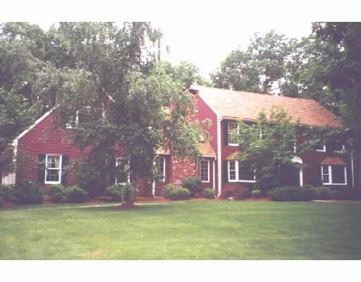 22 Fowler Rd, Upton, MA 01568 photo 2