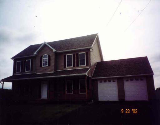 32 Lakeside Ave, Webster, MA 01570 photo 1