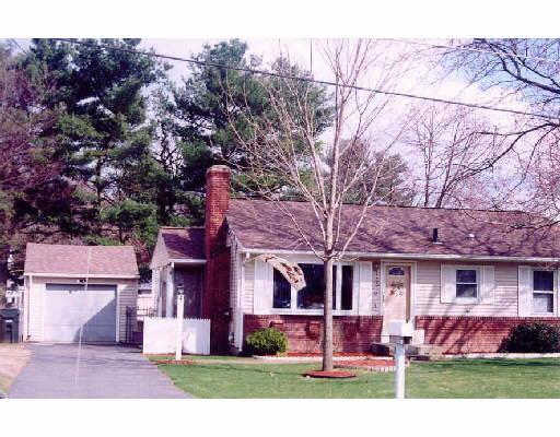 97 Kane St, Springfield, MA 01119 photo 1