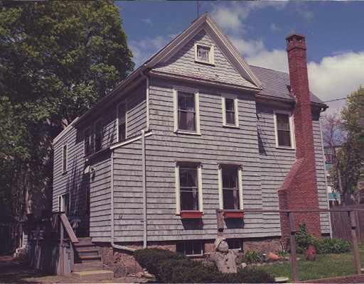 64 Perry St, Brookline, MA 02446 photo 1