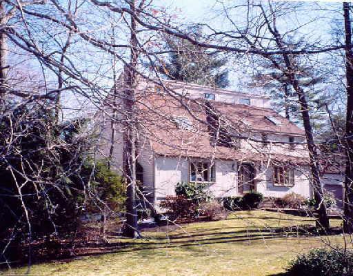 12 Camelot Dr, Hingham, MA 02043 photo 1