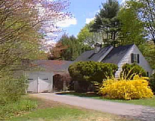 429 West St, Reading, MA 01867 photo 1