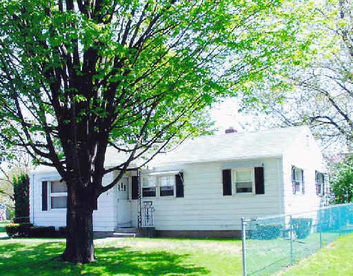 61 Poplar, Chicopee, MA 01020 photo 1