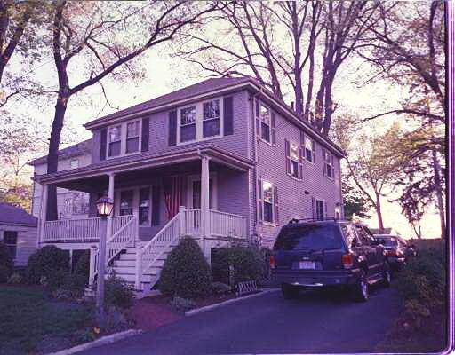 10 Circuit Rd, Dedham, MA 02026 photo 1