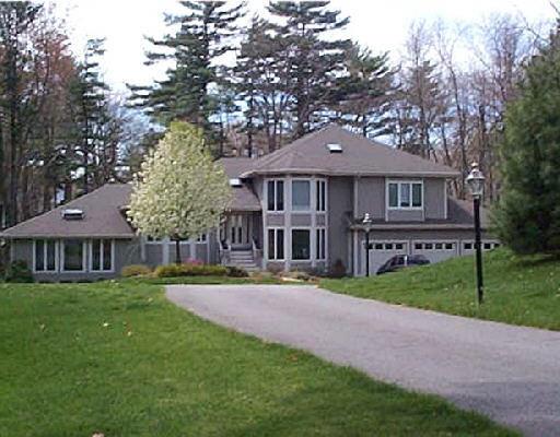 18 James Ave, Middleton, MA 01949 photo 1