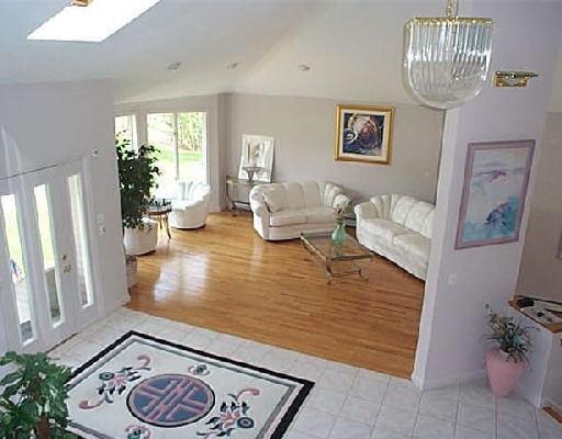 18 James Ave, Middleton, MA 01949 photo 3