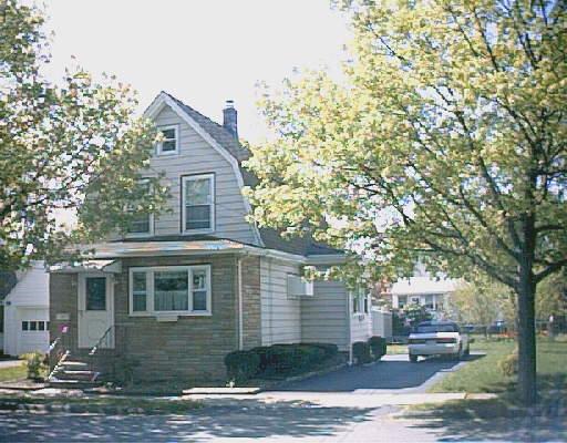 53 Jasper St, Saugus, MA 01906 photo 1