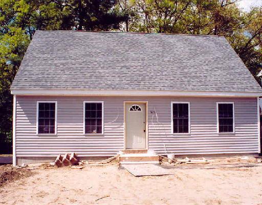 368 Parkerview St, Springfield, MA 01103 photo 1