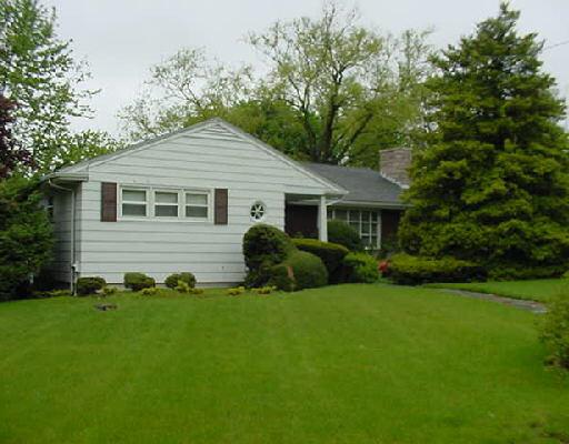 2222 Highland Ave, Fall River, MA 02720 photo 1
