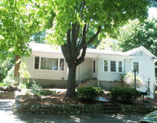 35 Ross Ave, Millis, MA 02054 photo 1