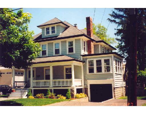100 Circuit Rd, Winthrop, MA 02152 photo 1