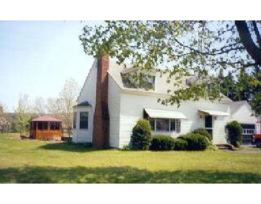 507 Wheelwright Rd, Barre, MA 01005 photo 1