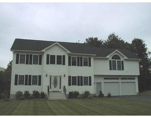 4 Ryan Rd, Millis, MA 02054 photo 1