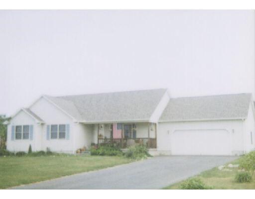 3 Laurel Dr, Easthampton, MA 01027 photo 1