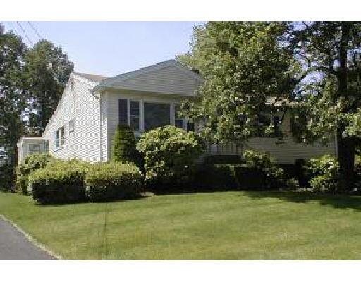 27 Michael Rd, Randolph, MA 02368 photo 1