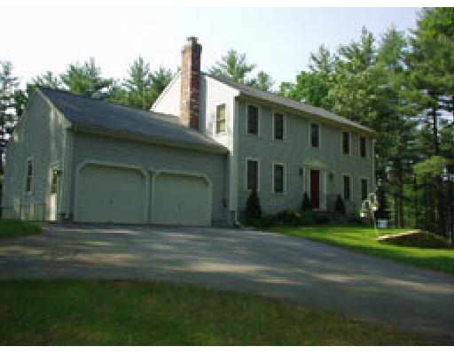 147 Pleasant St, Upton, MA 01568 photo 1