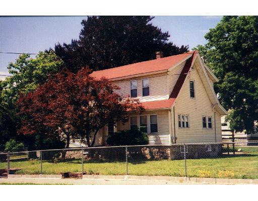 31 Exeter St, Lawrence, MA 01843 photo 1