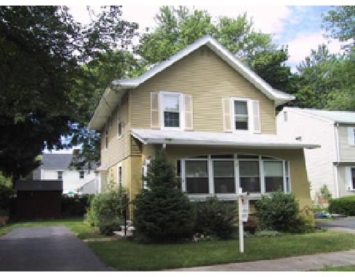 106 Edendale St, Springfield, MA 01104 photo 1