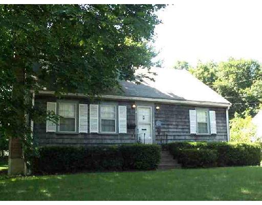 148 Oak St, Reading, MA 01867 photo 1