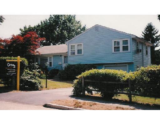 7 Harold Rd, Walpole, MA 02081 photo 1