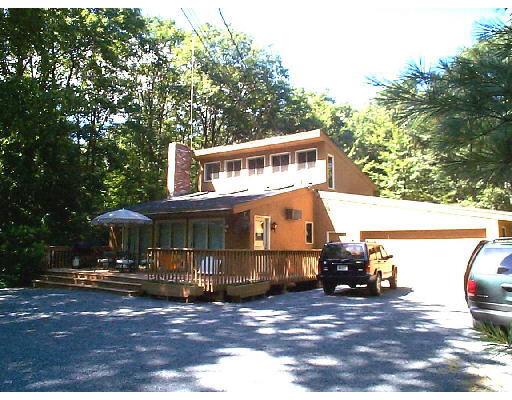 92 Maple St, Sterling, MA 01564 photo 1