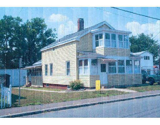 6 Pine St, Easthampton, MA 01027 photo 1