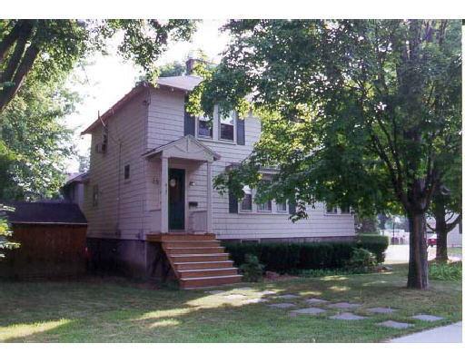 417 Lowell St, Reading, MA 01867 photo 1