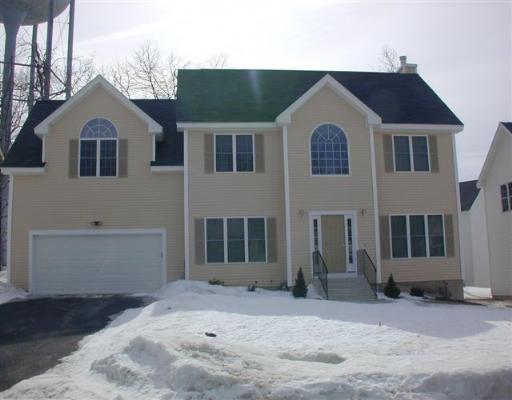 5 Saffron Dr, Worcester, MA 01605 photo 1