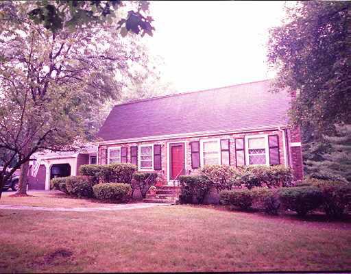 9 Kings Rd, Canton, MA 02021 photo 1