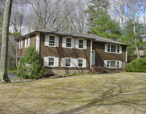 4 Rocky Brook Rd, Dover, MA 02030 photo 1