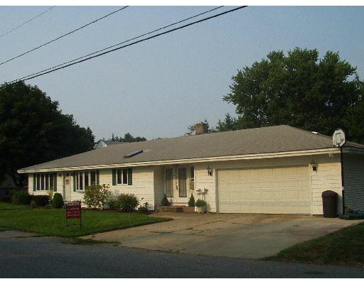 4 Stevens St, Lawrence, MA 01841 photo 1