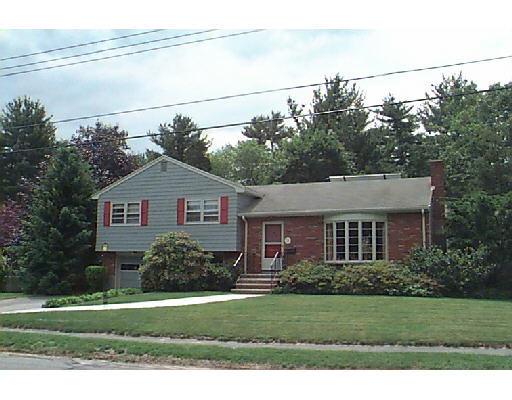 110 Timberneck Dr, Reading, MA 01867 photo 1