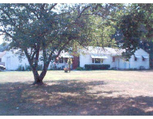 127 Lumae St, Springfield, MA 01119 photo 1