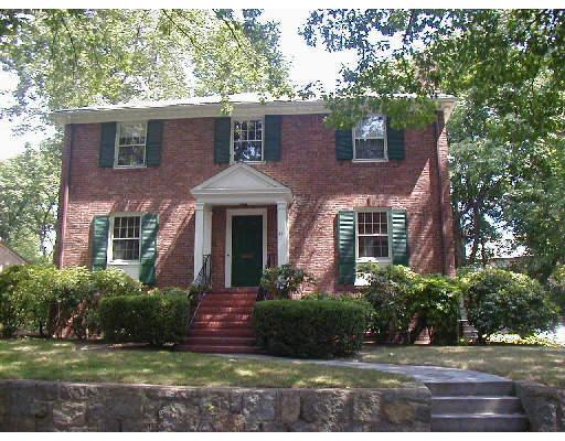 39 Marshal St, Brookline, MA 02446 photo 1