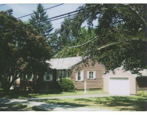 19 Everett St, Easthampton, MA 01027 photo 1