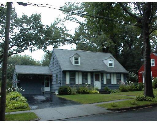 65 Balfour Dr, Springfield, MA 01118 photo 1