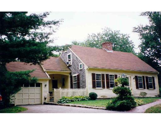 238 Gardner St, Hingham, MA 02043 photo 1