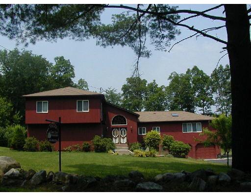 19 Roulston Rd, Windham, NH 03087 photo 1