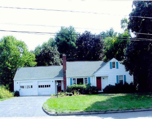 25 Kingoke Ln, Springfield, MA 01129 photo 1