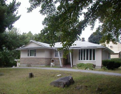 14 Pilgrim Rd, Lawrence, MA 01843 photo 1