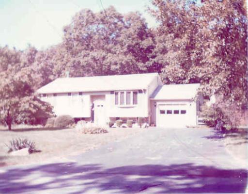 501 Gorwin Dr, Hanson, MA 02341 photo 1